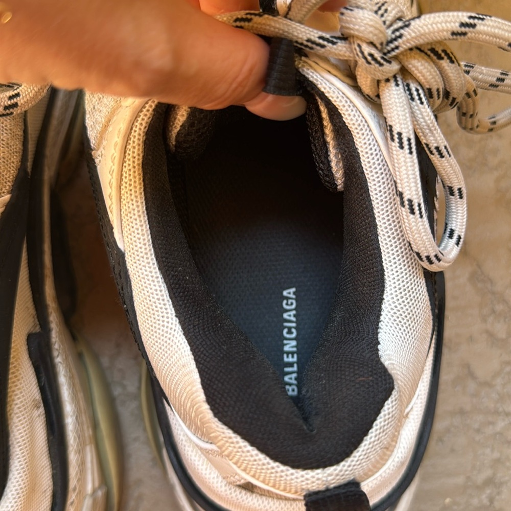Balenciaga Triple S White Black - Picture 10 of 10